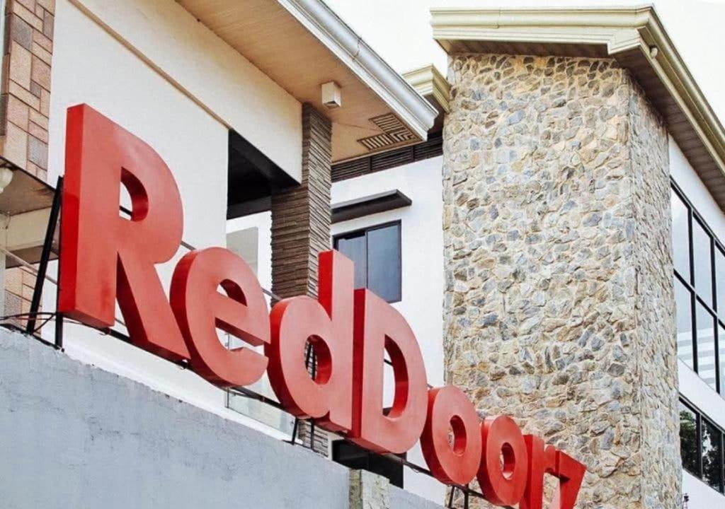 Reddoorz @ Jackie'S Hotel & Restaurant Ipil  Экстерьер фото